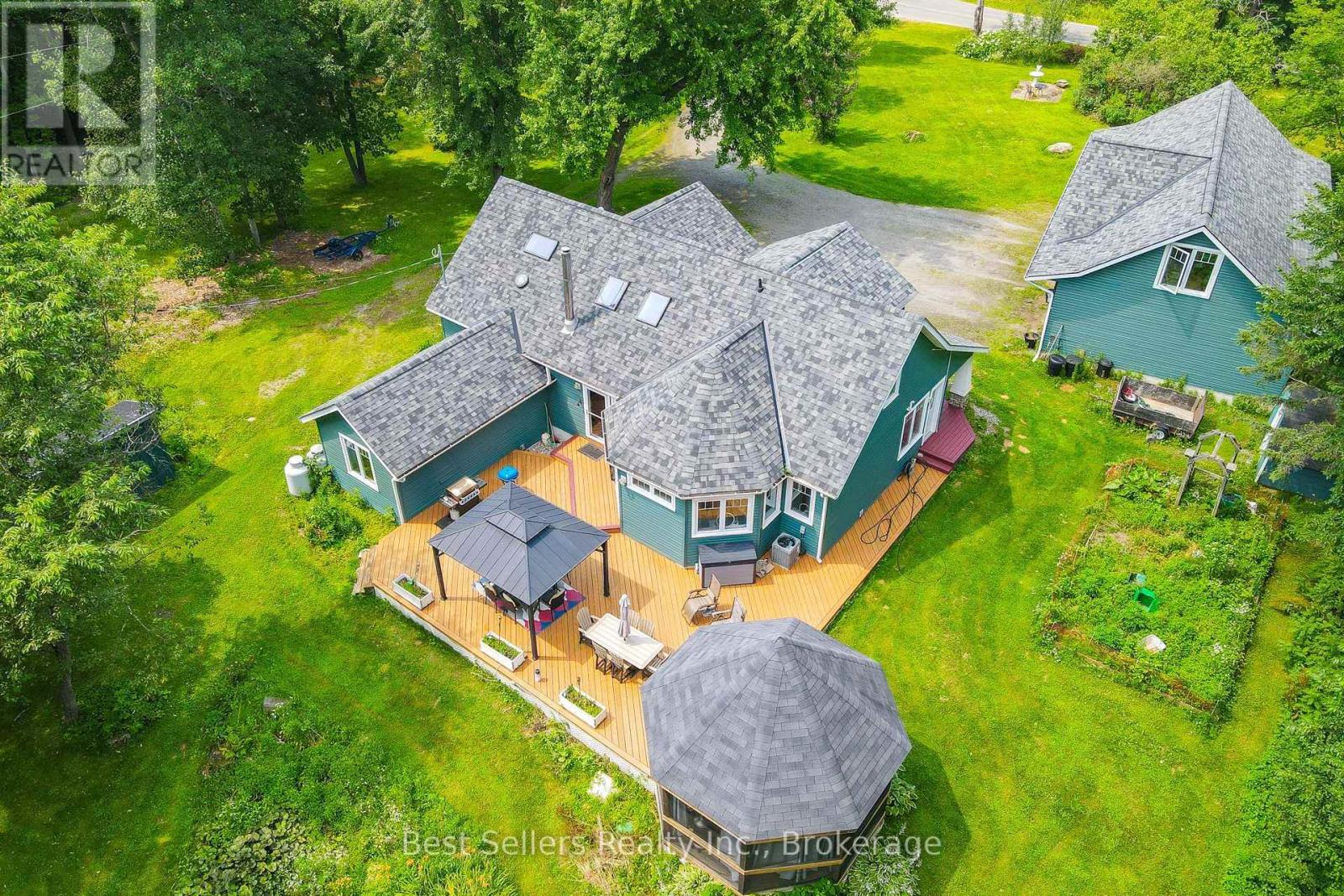 1622 Houseys Rapids Road Property Photo 23