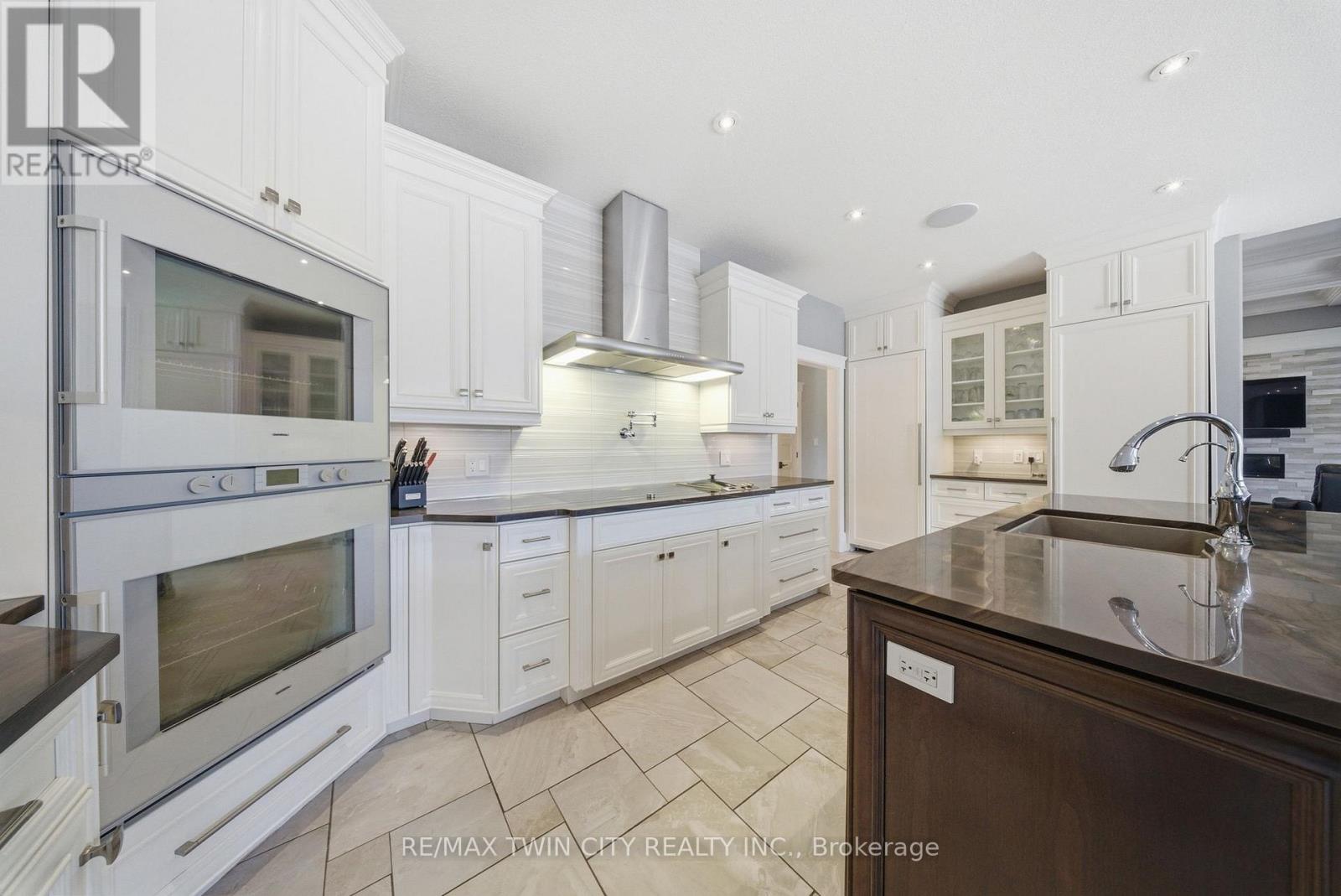 29 Wallace Court Property Photo 15