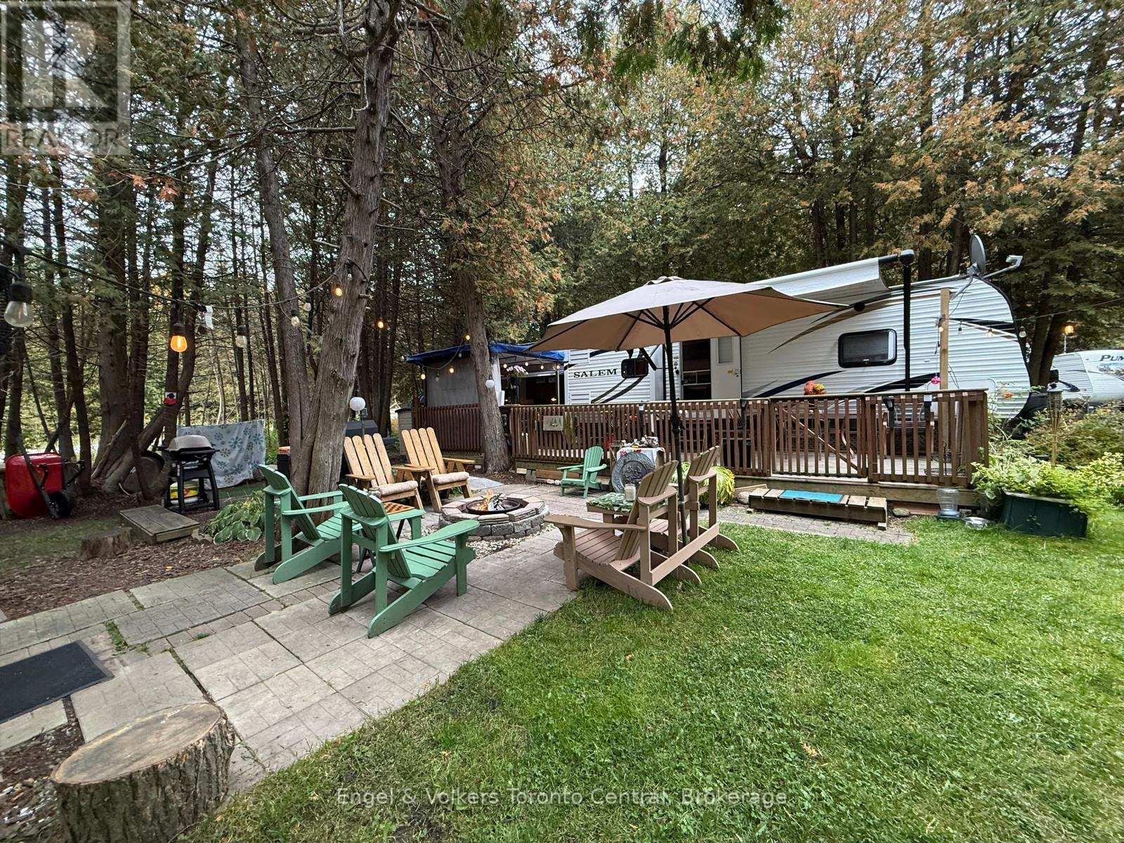 C 8 - 7489 Sideroad 5 E Property Photo 1