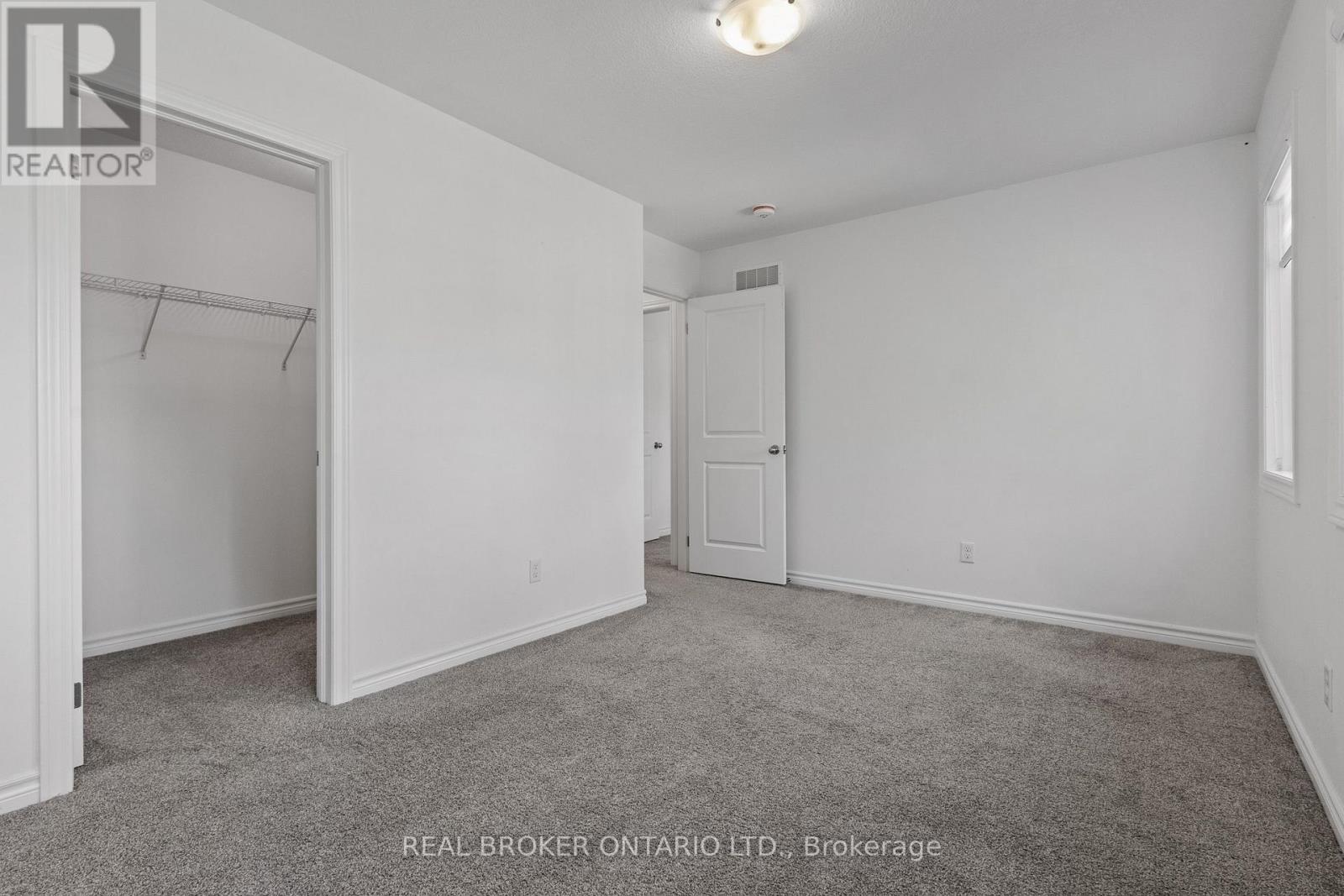 91 Woodedge Circle Property Photo 24