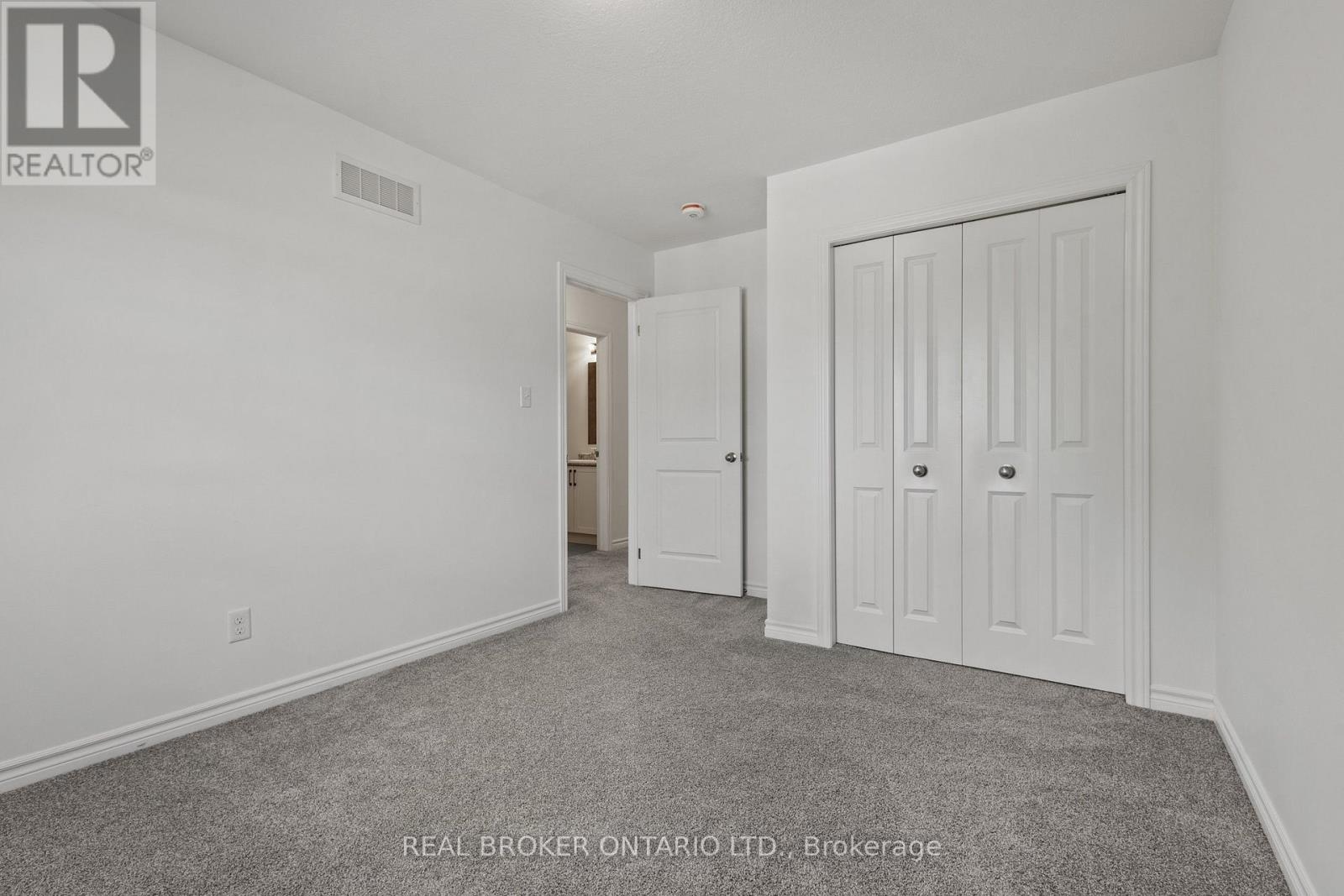 91 Woodedge Circle Property Photo 27