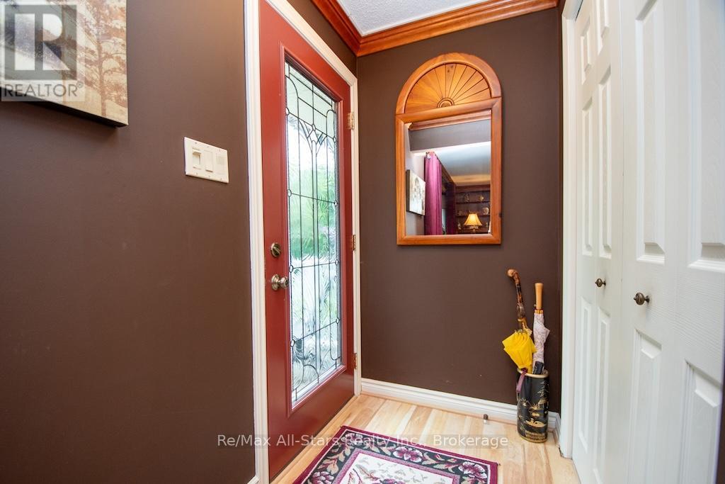 690 Post Road Property Photo 5
