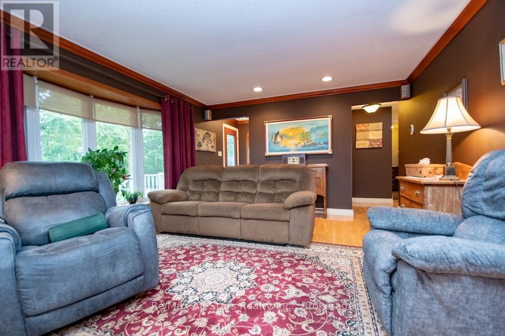690 Post Road Property Photo 10