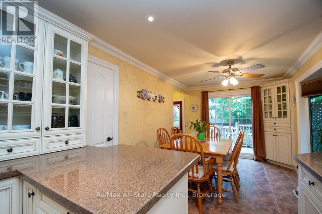 690 Post Road Property Photo 15