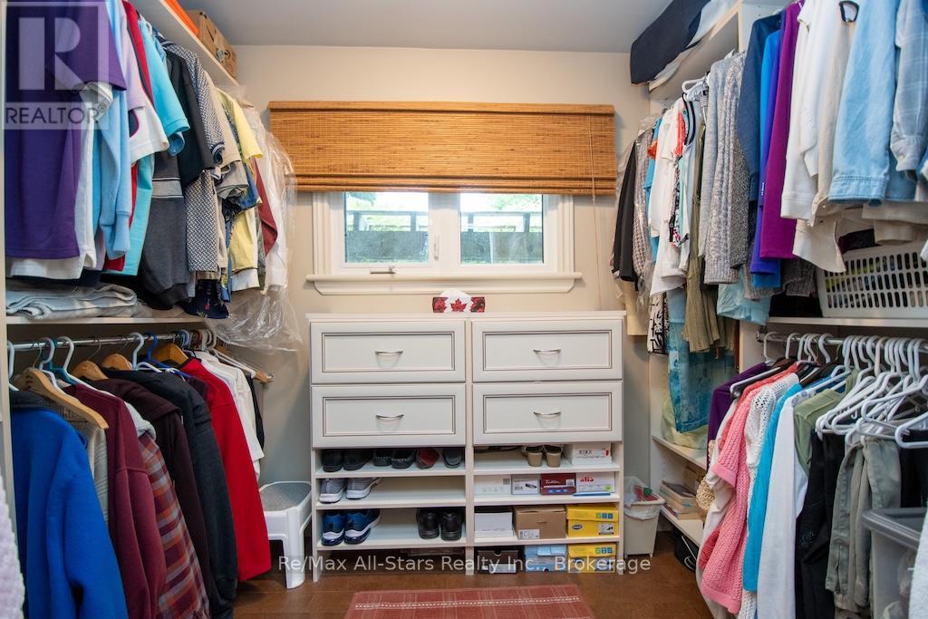 690 Post Road Property Photo 20