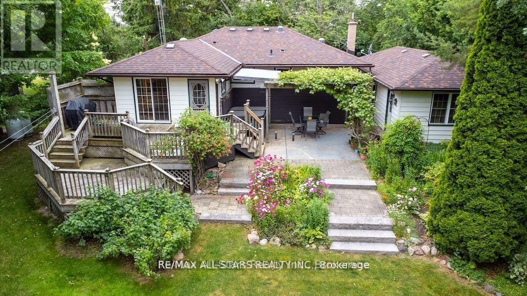 690 Post Road Property Photo 36