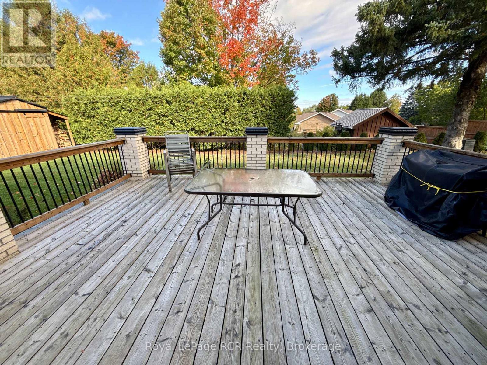 686 16th Street Property Photo 11