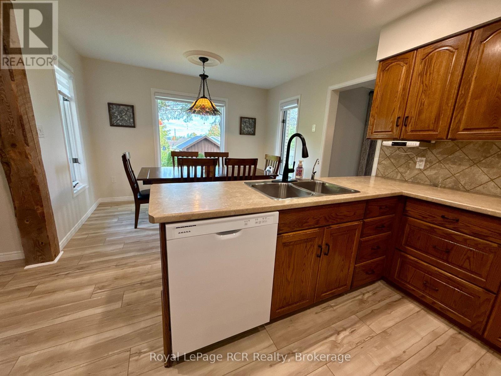 686 16th Street Property Photo 26