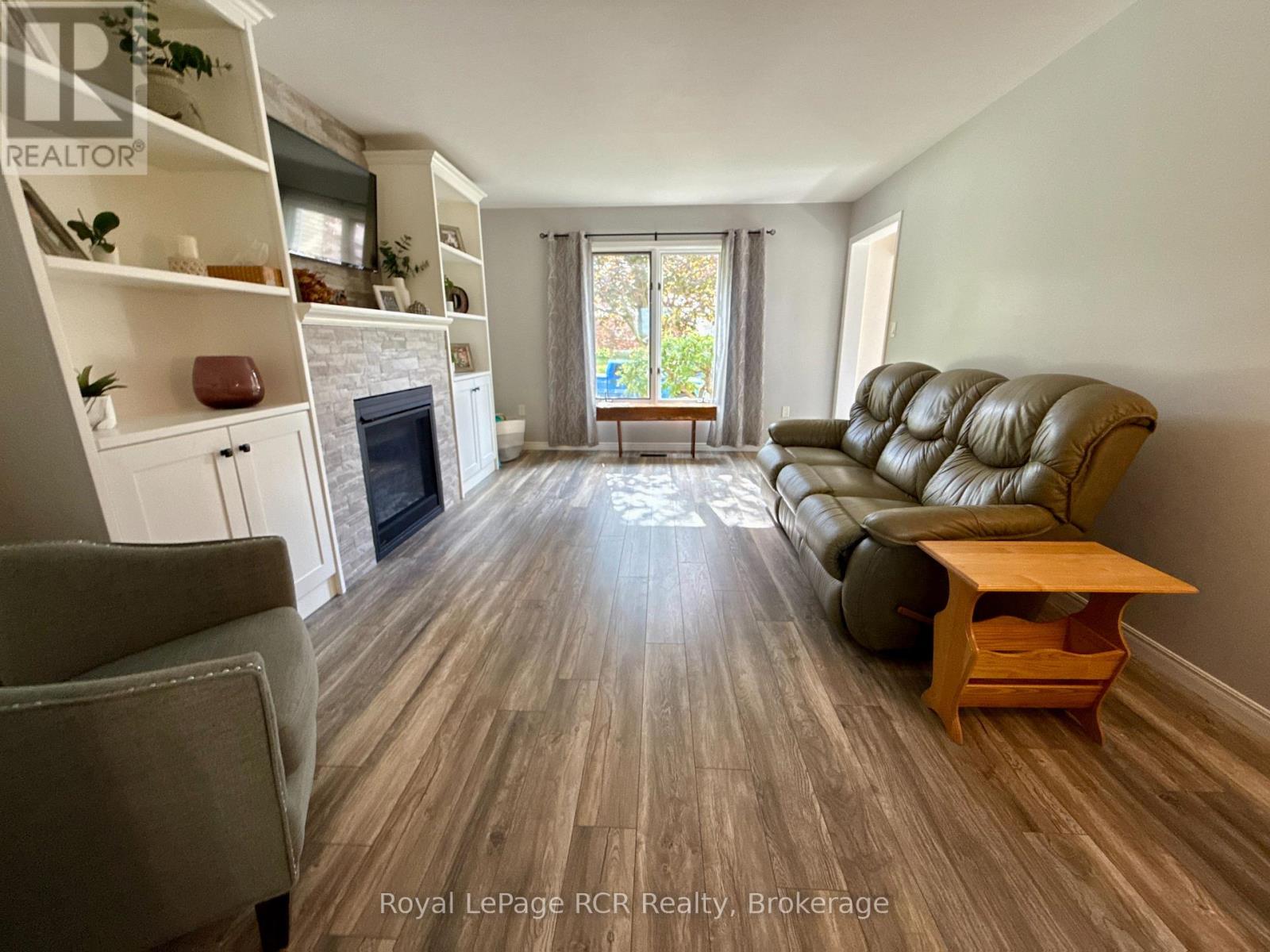 686 16th Street Property Photo 31