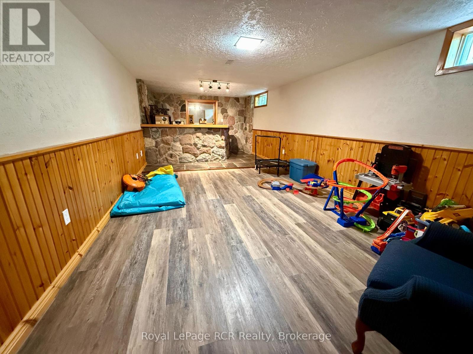 686 16th Street Property Photo 47