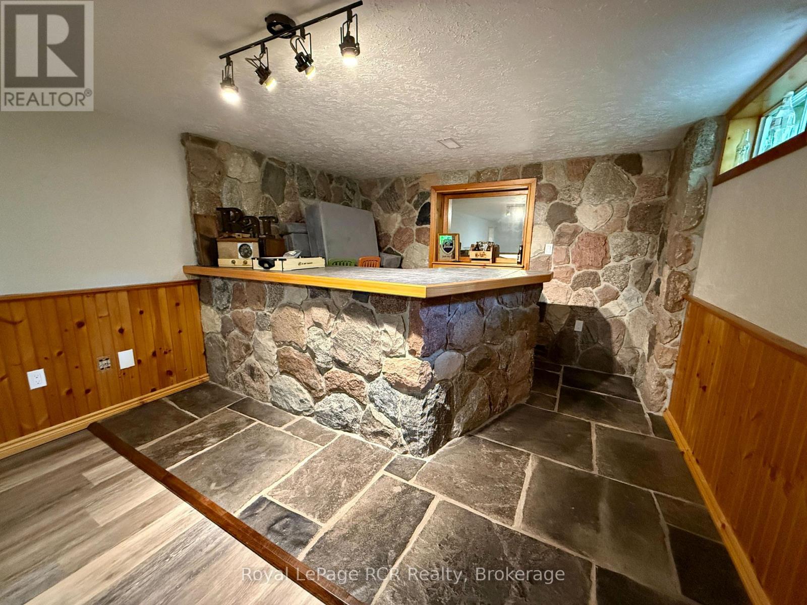 686 16th Street Property Photo 48