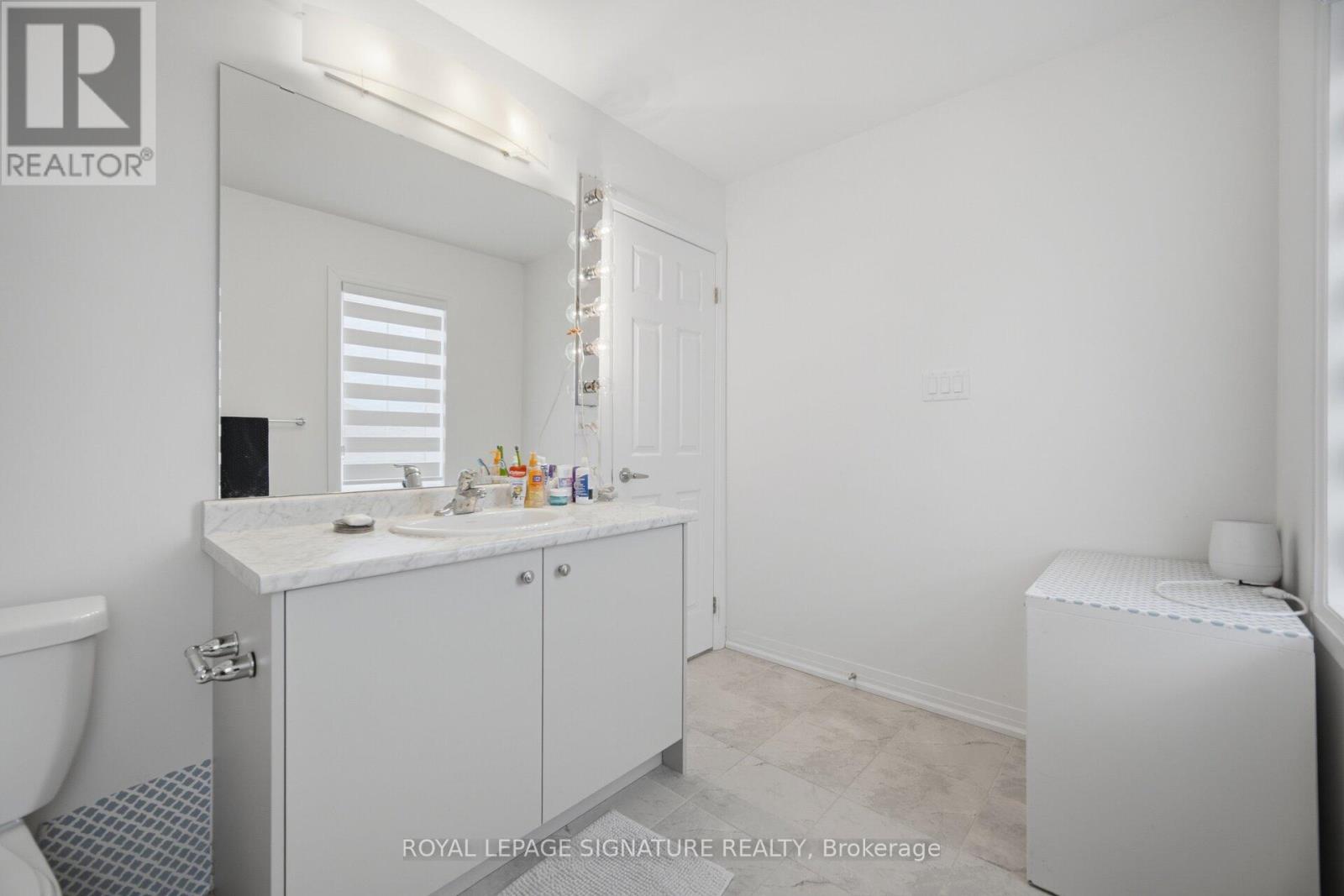 240 Velvet Way Property Photo 38