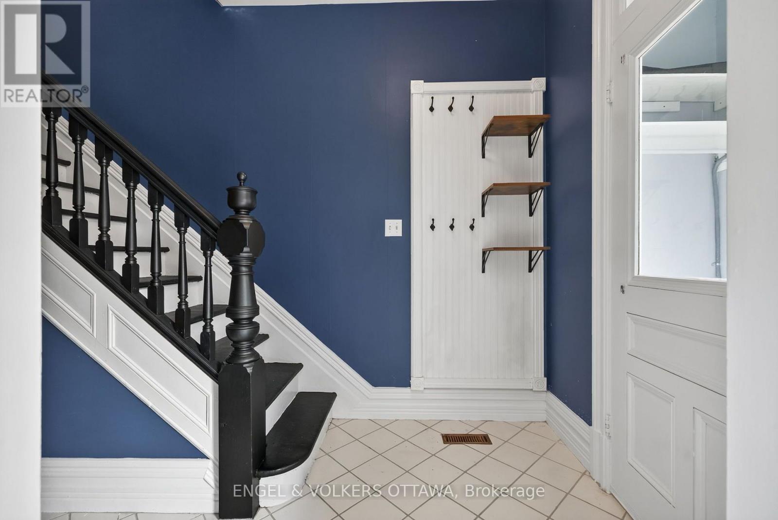 75 Eccles Street Property Photo 8