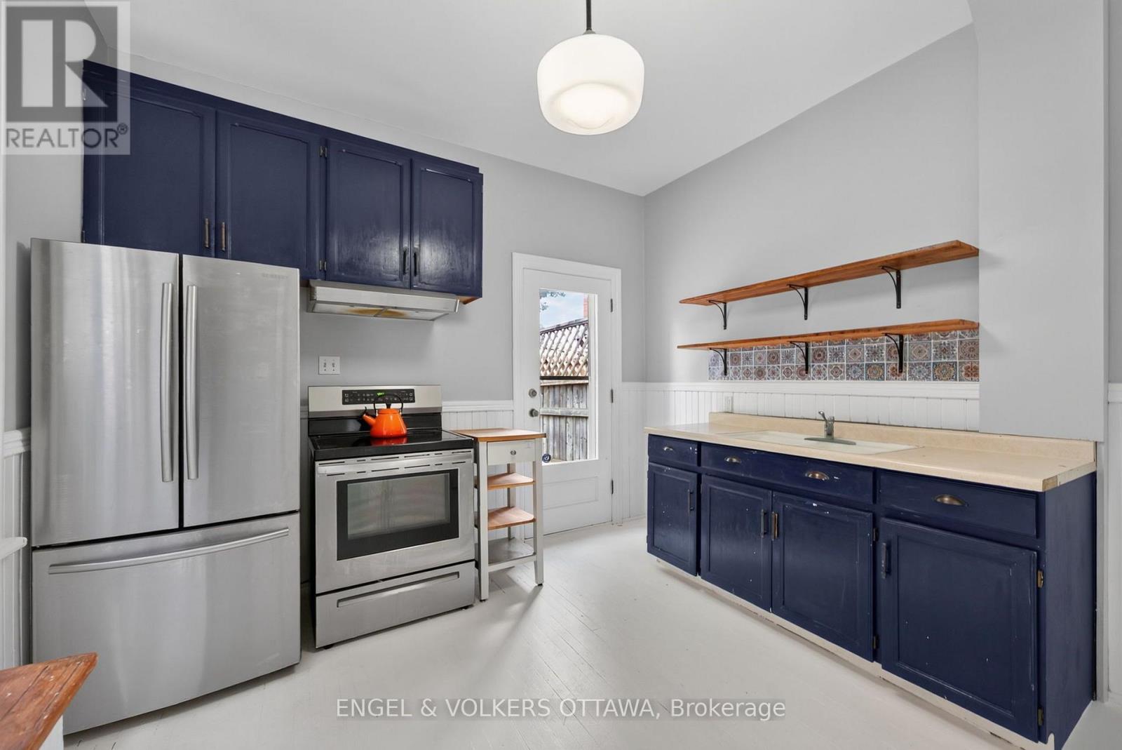 75 Eccles Street Property Photo 18