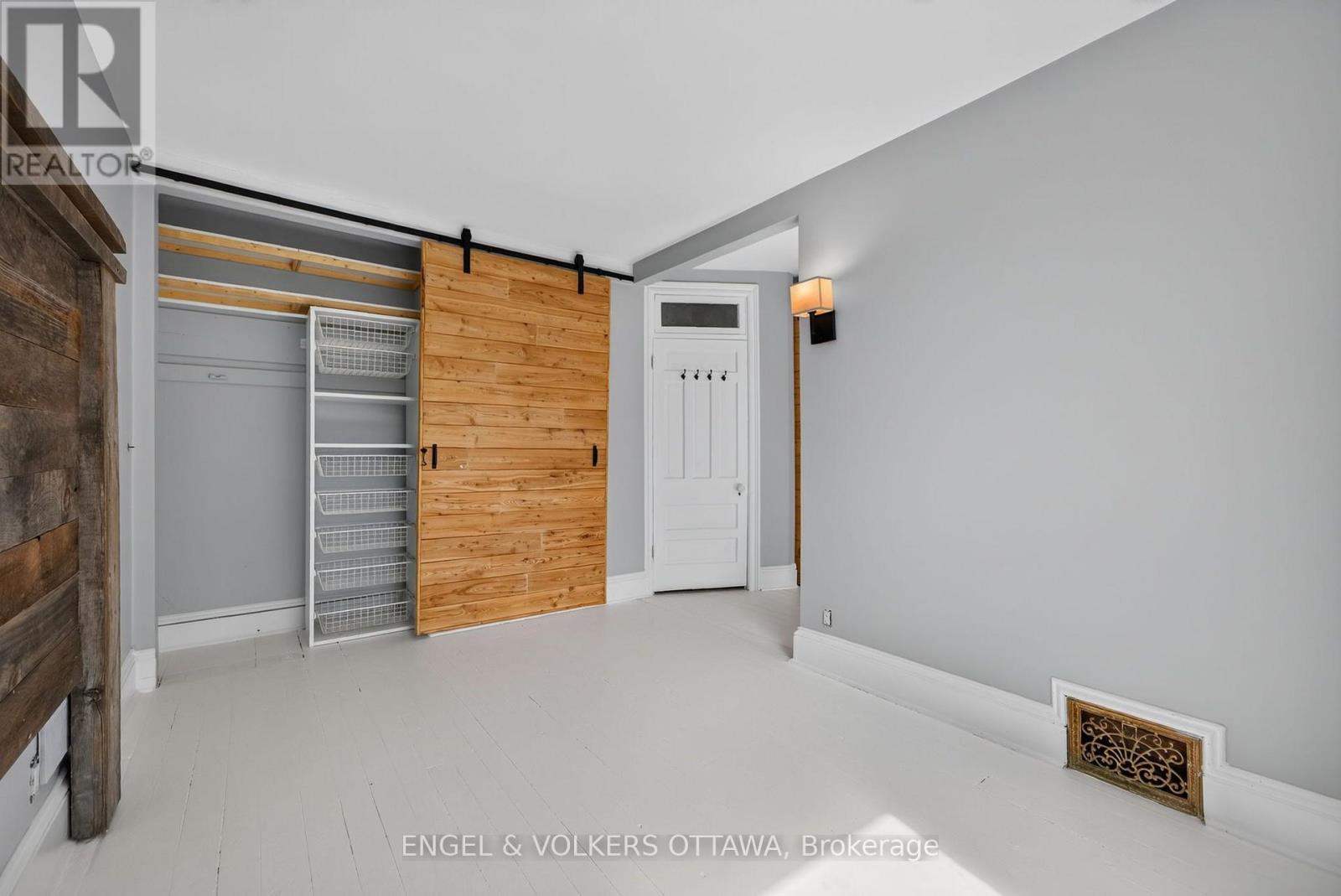 75 Eccles Street Property Photo 25