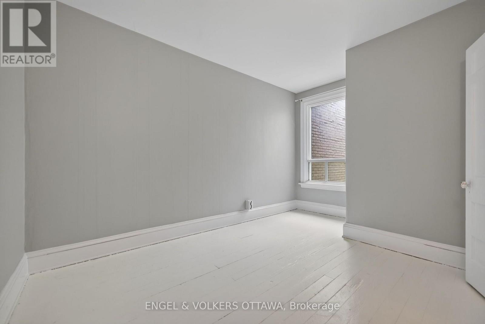75 Eccles Street Property Photo 28