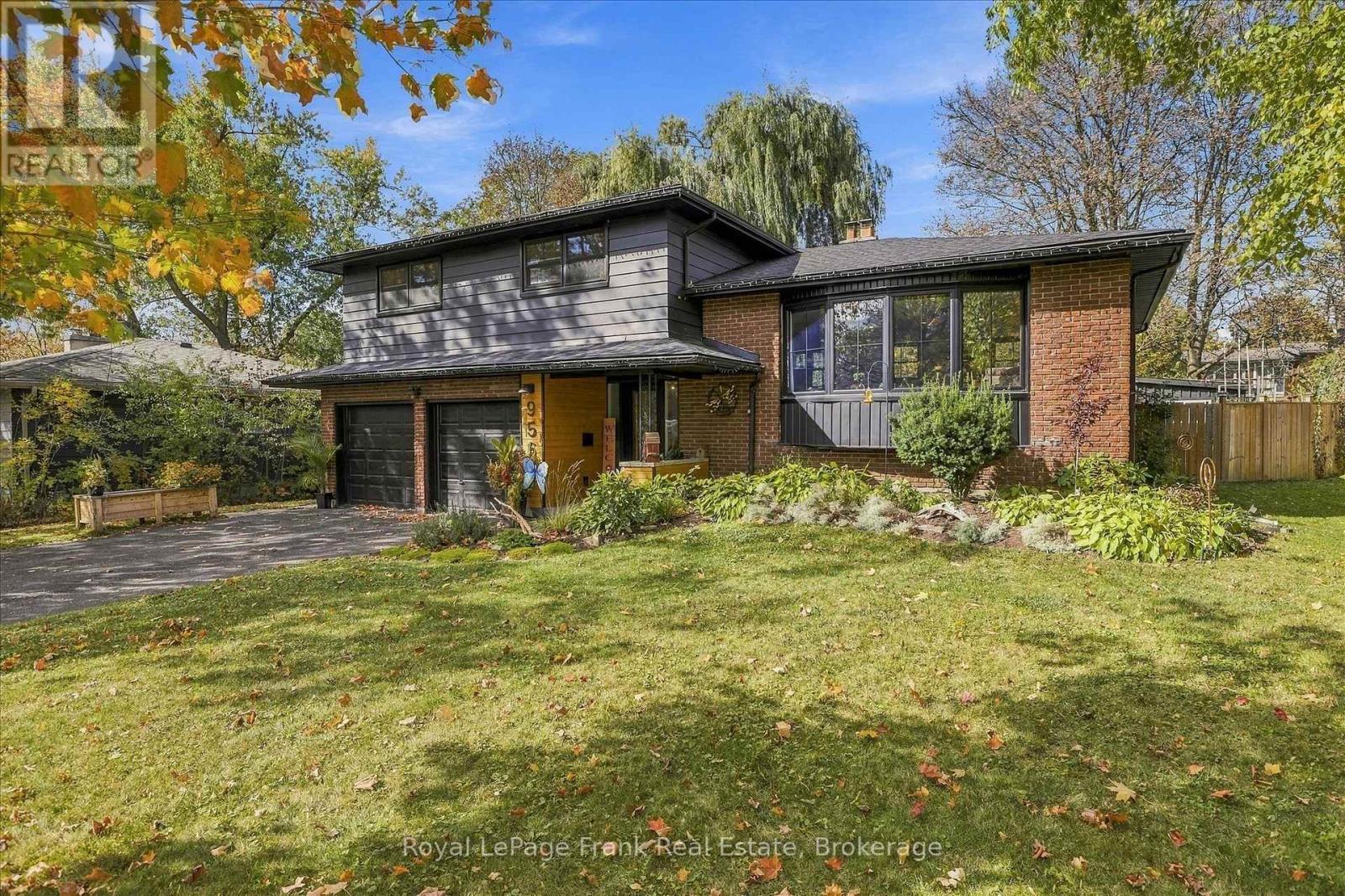 956 Weller Street Property Photo 2