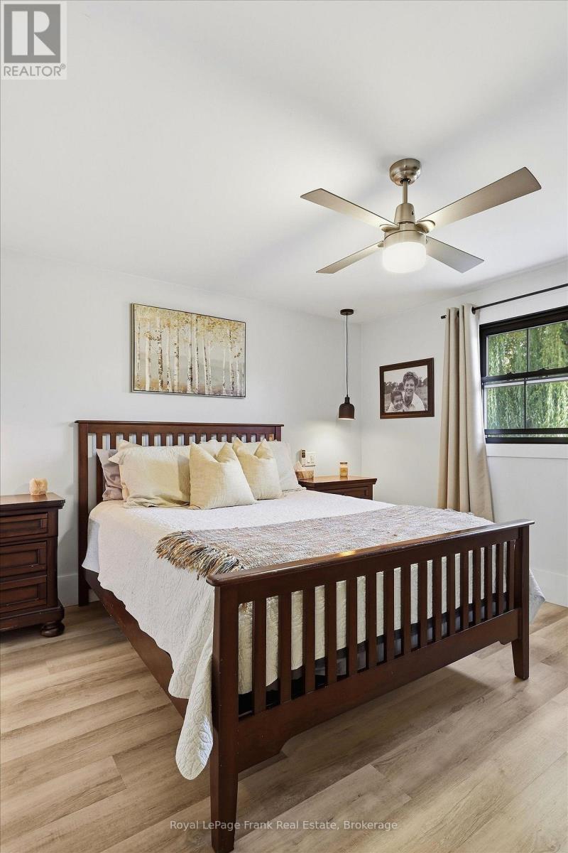 956 Weller Street Property Photo 40