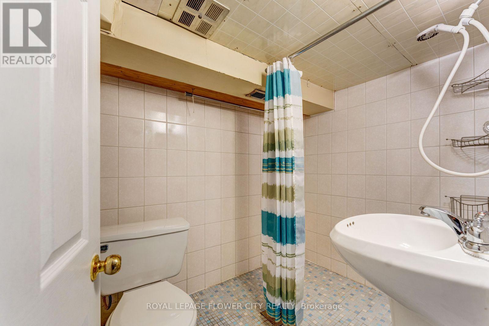11 Mcneil Street Property Photo 41