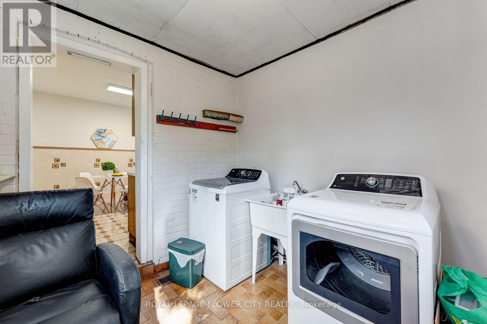 11 Mcneil Street Property Photo 42