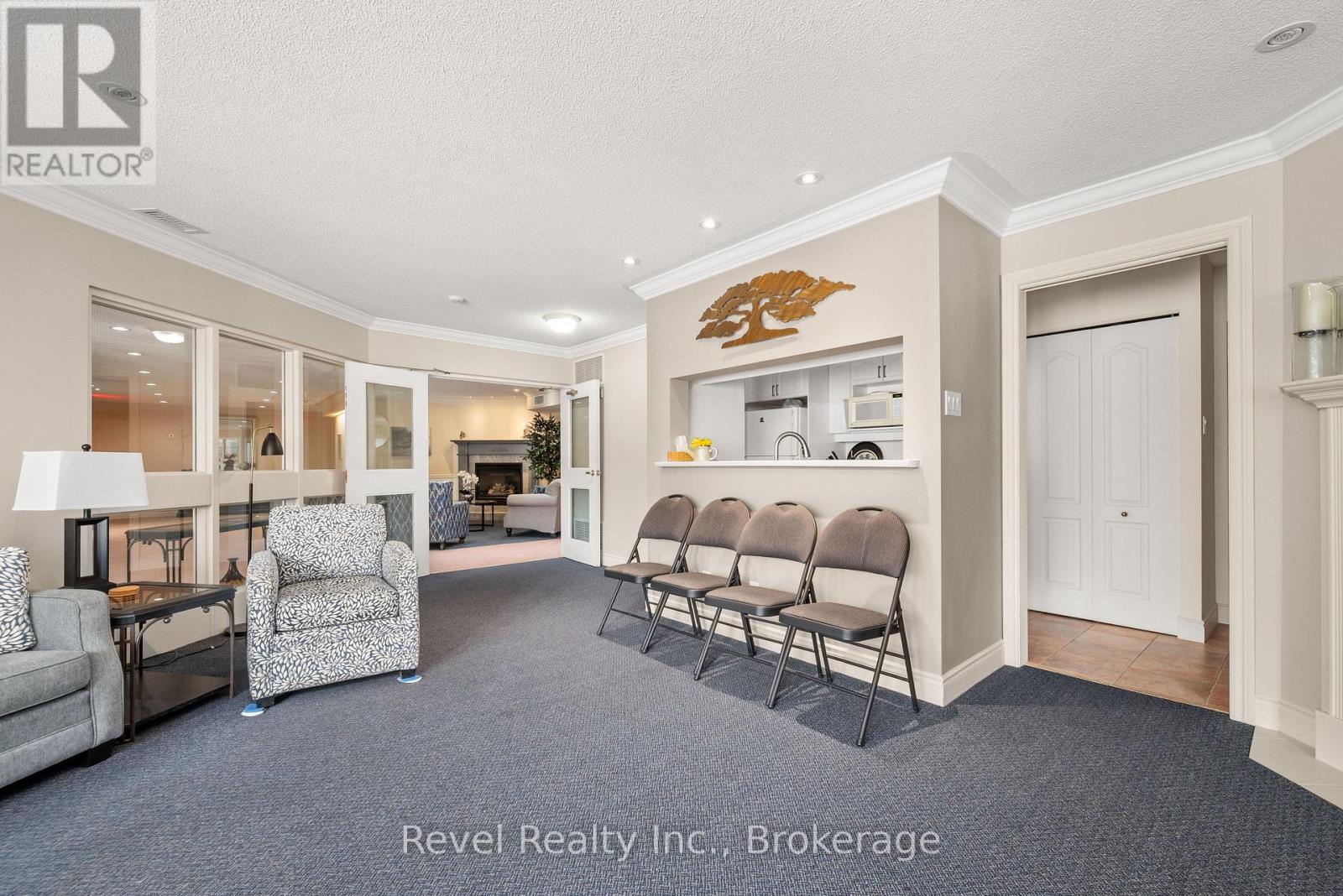 302 - 3 Heritage Way Property Photo 44