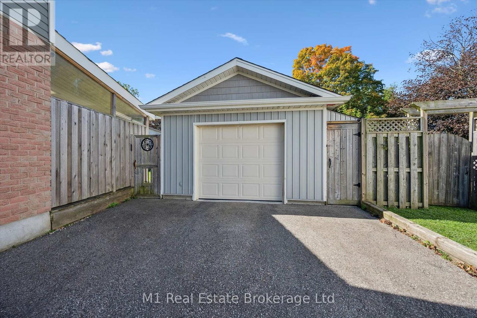 53 Johanna Drive Property Photo 33