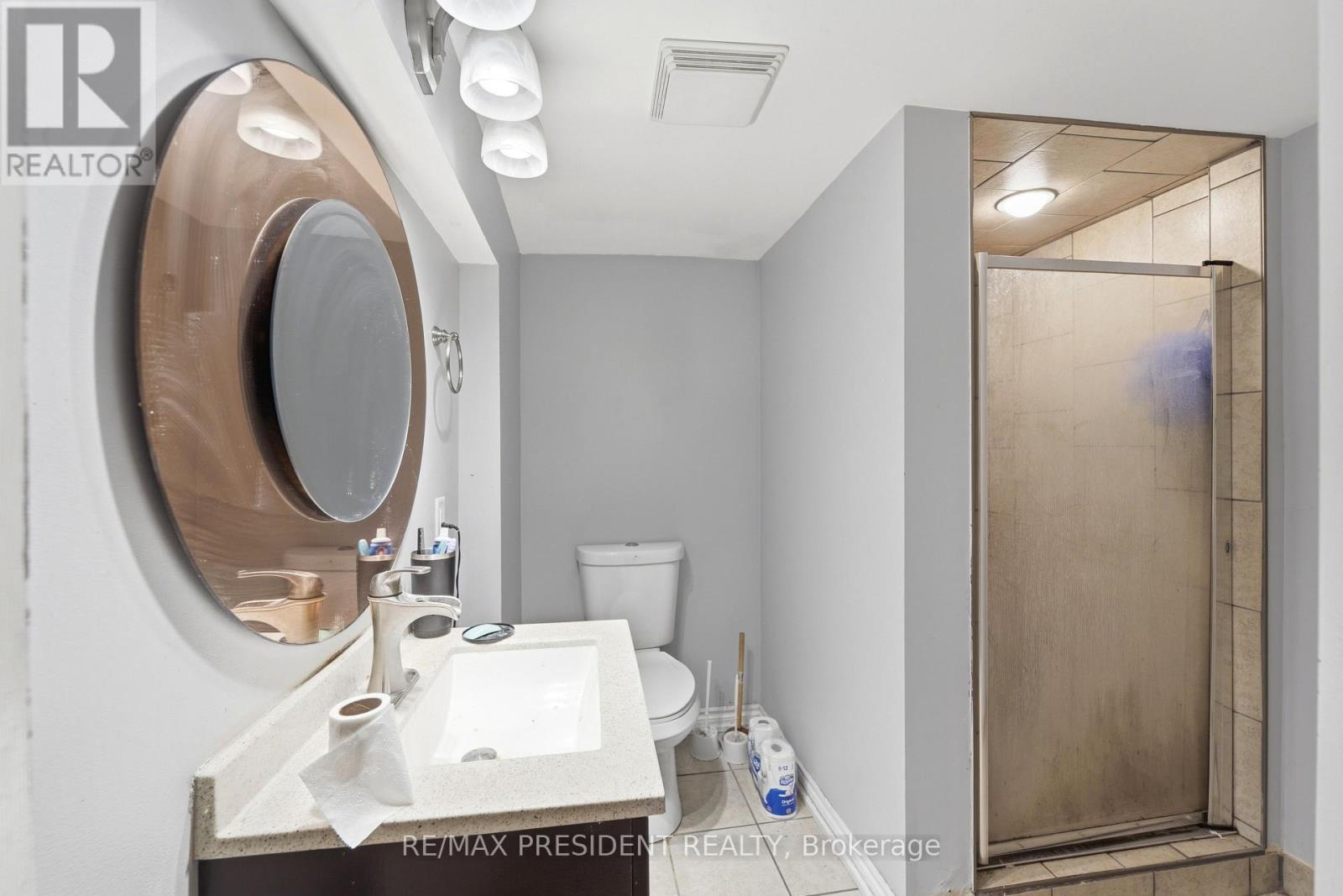 43 Adair Avenue N Property Photo 22