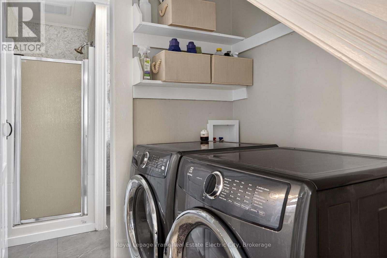 647 Bethune Street Property Photo 18