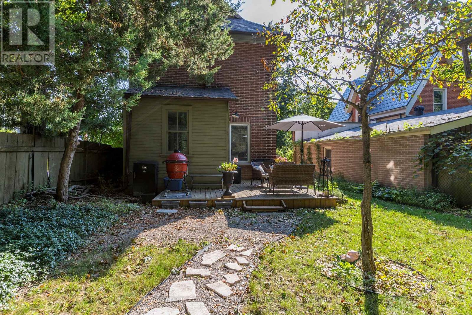 647 Bethune Street Property Photo 44