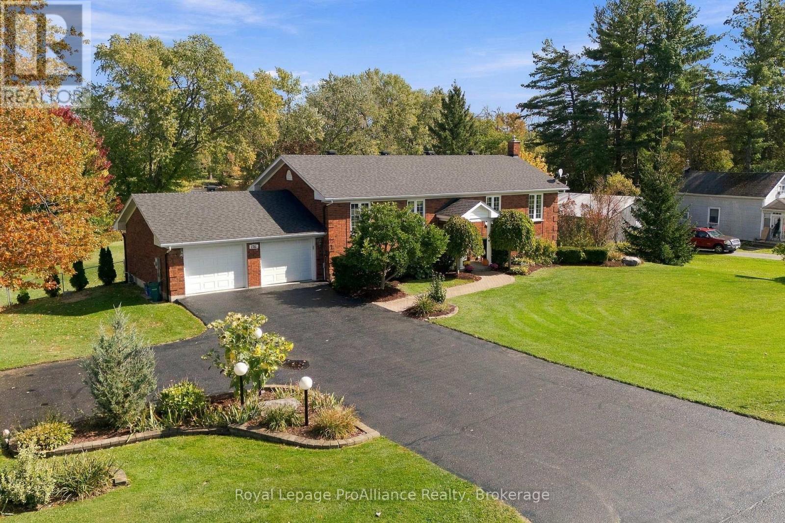 176 Ashley Street Property Photo 1