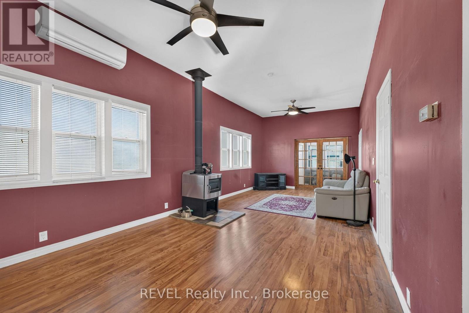 2329 Gilmore Road Property Photo 9