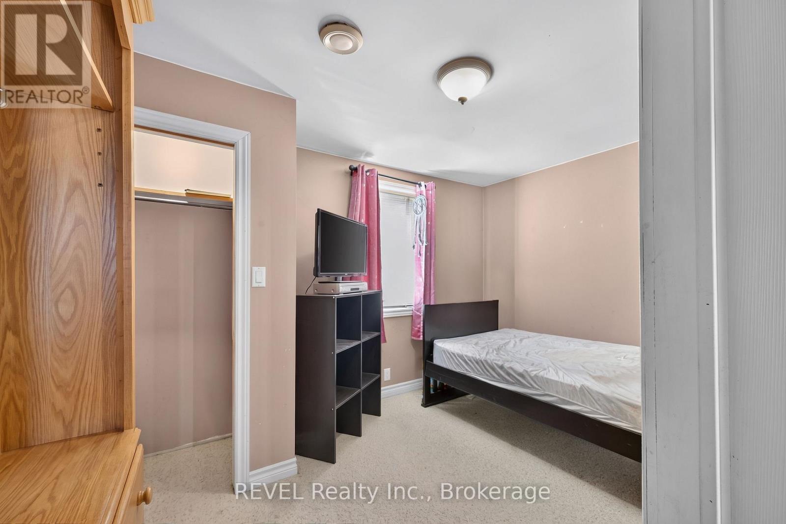 2329 Gilmore Road Property Photo 18
