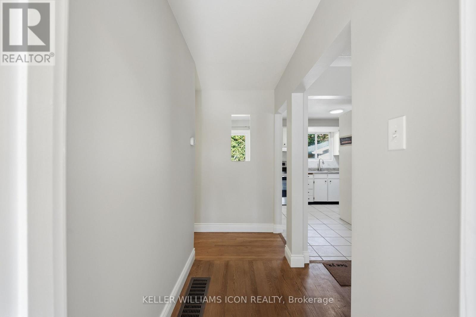 103 Harris Place Property Photo 10