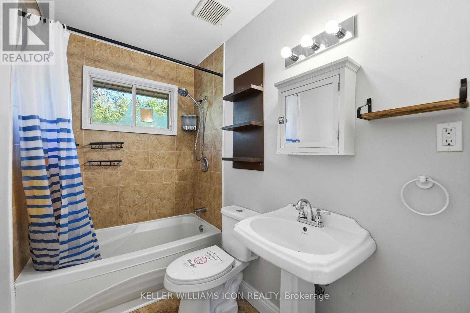 103 Harris Place Property Photo 23