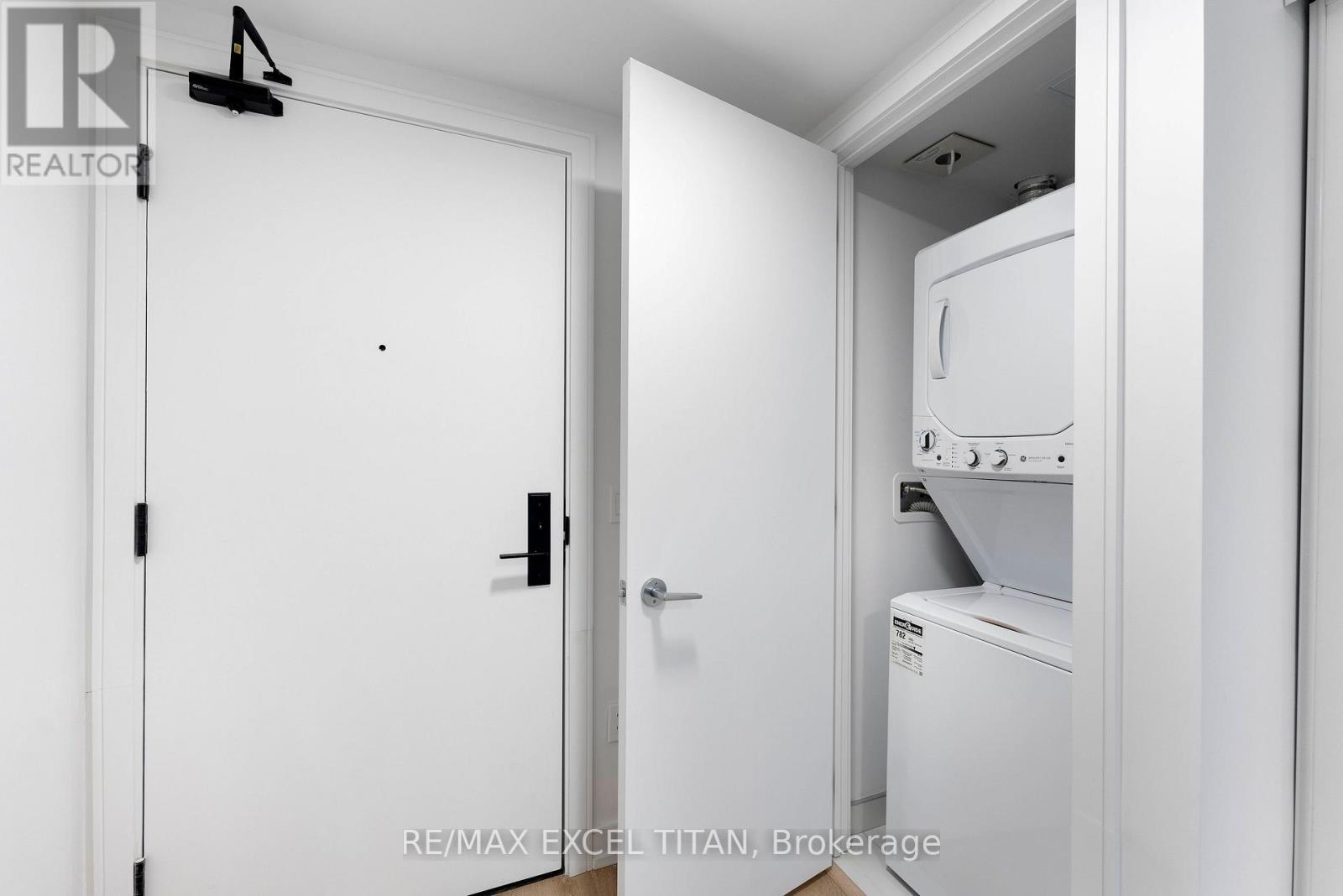 614 - 1 Jarvis Street Property Photo 20