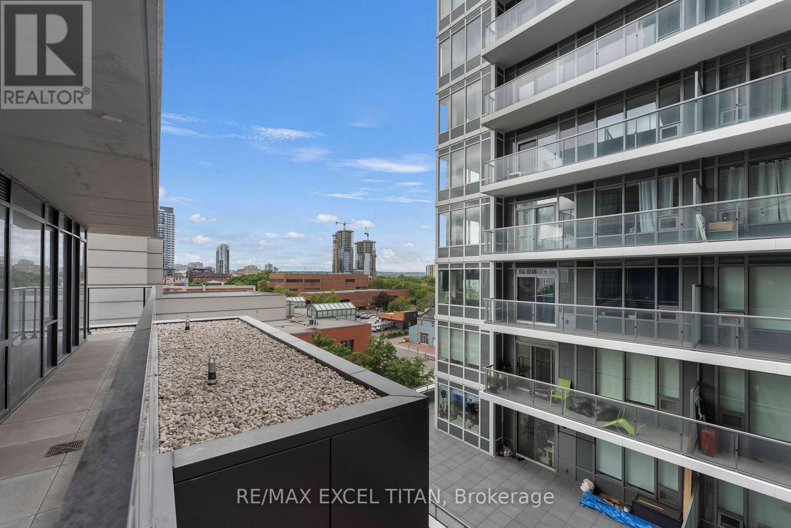 614 - 1 Jarvis Street Property Photo 23