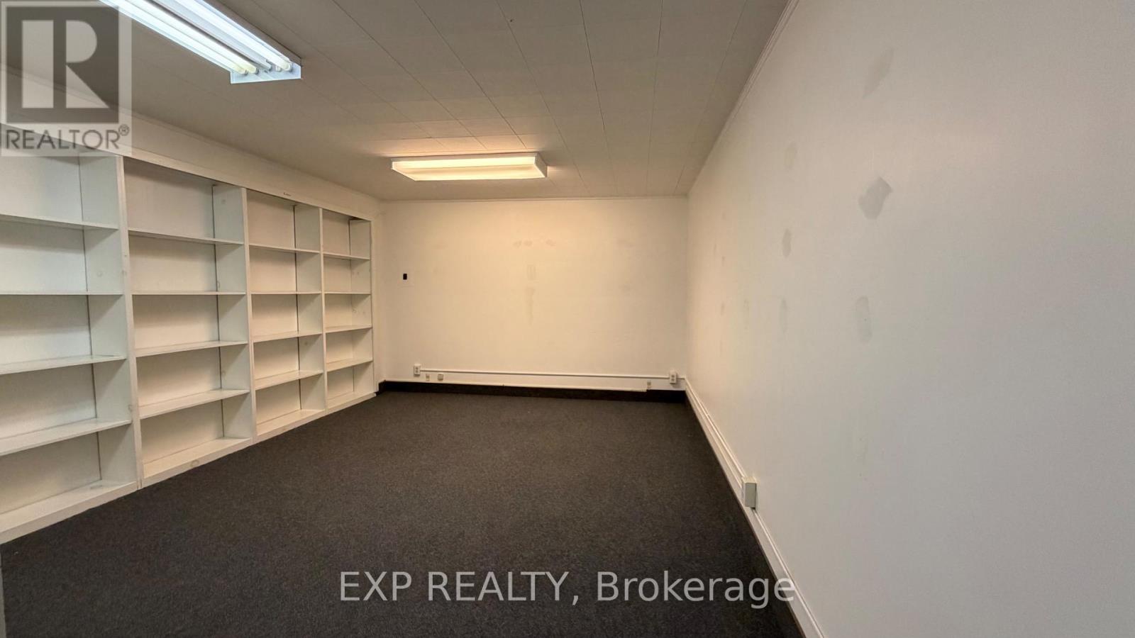 Unit 1 & 2 - 74 Dundas Street W Property Photo 6
