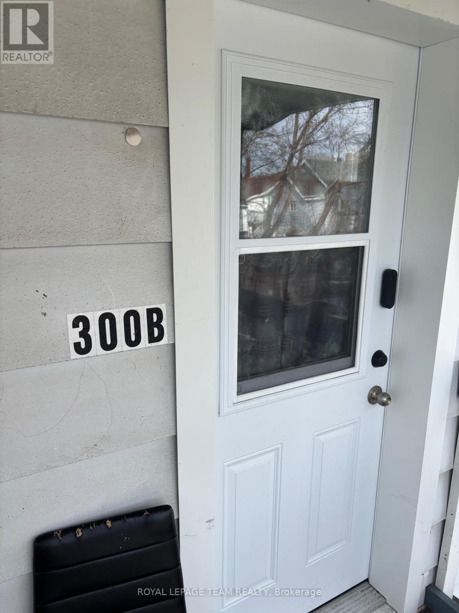 300 St Felix Street Property Photo 5