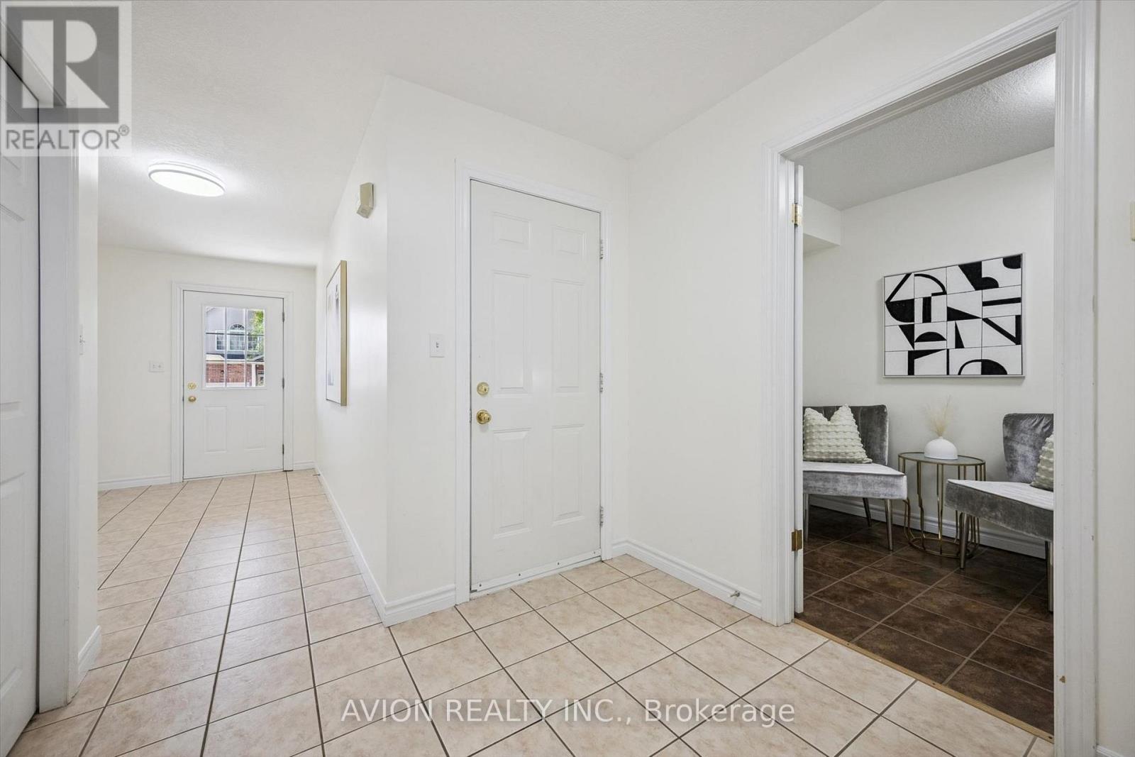 206 Buttercup Court Property Photo 11