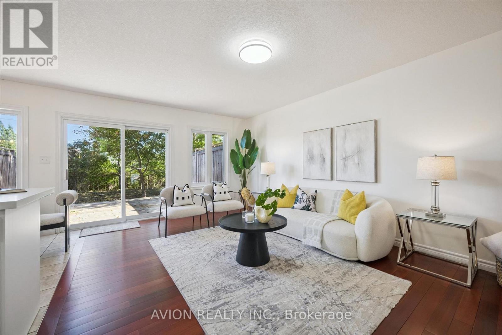 206 Buttercup Court Property Photo 13