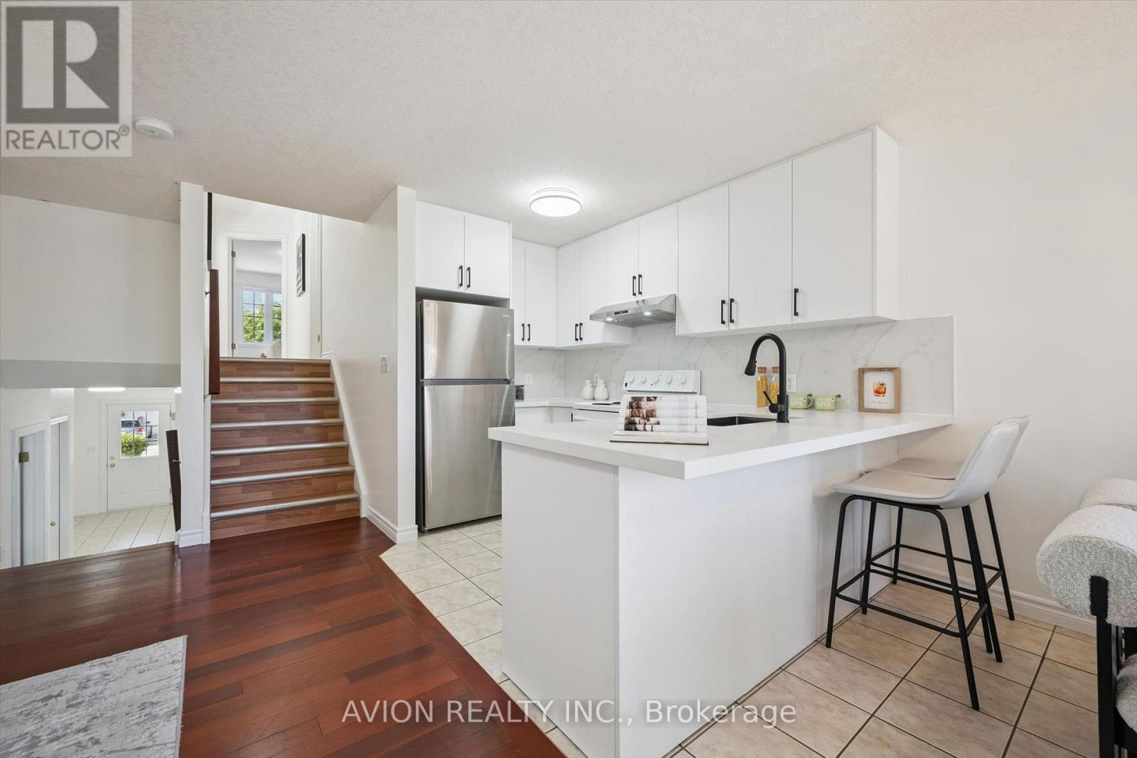 206 Buttercup Court Property Photo 16
