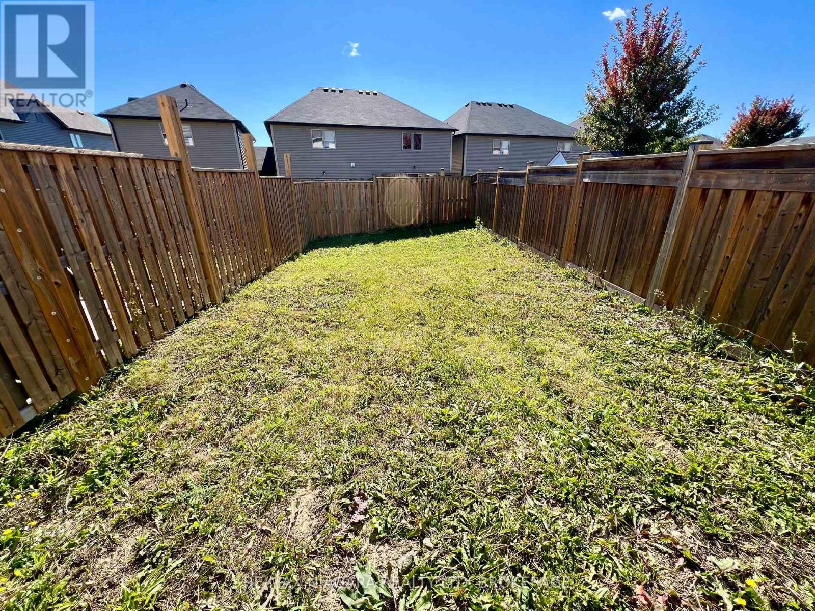 23 Fairgrounds Drive Property Photo 18