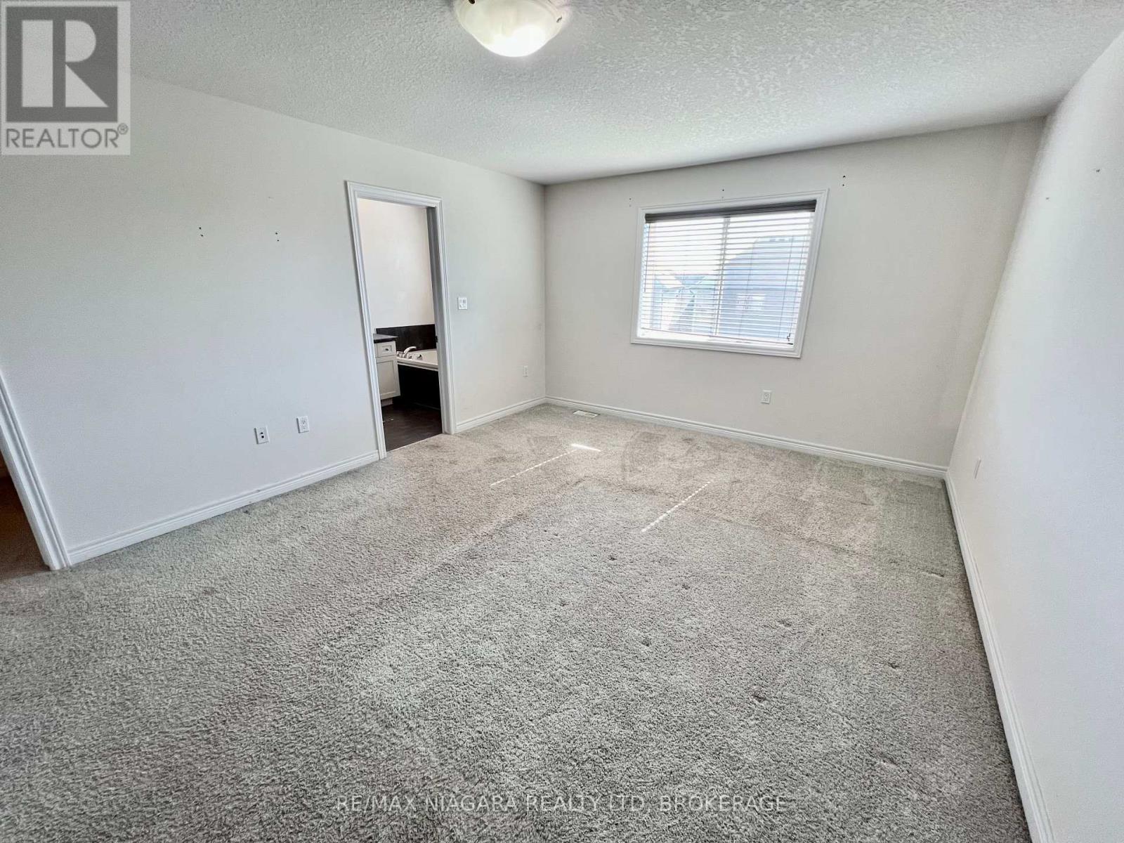 23 Fairgrounds Drive Property Photo 25