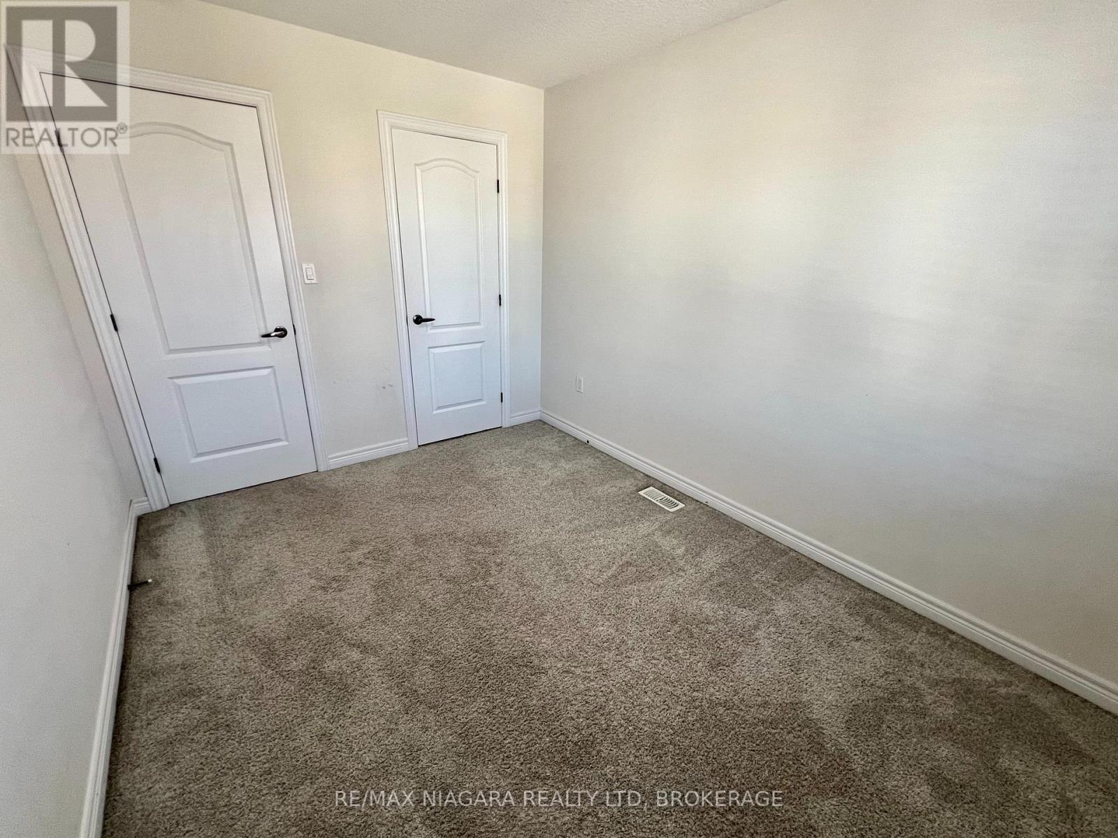 23 Fairgrounds Drive Property Photo 31