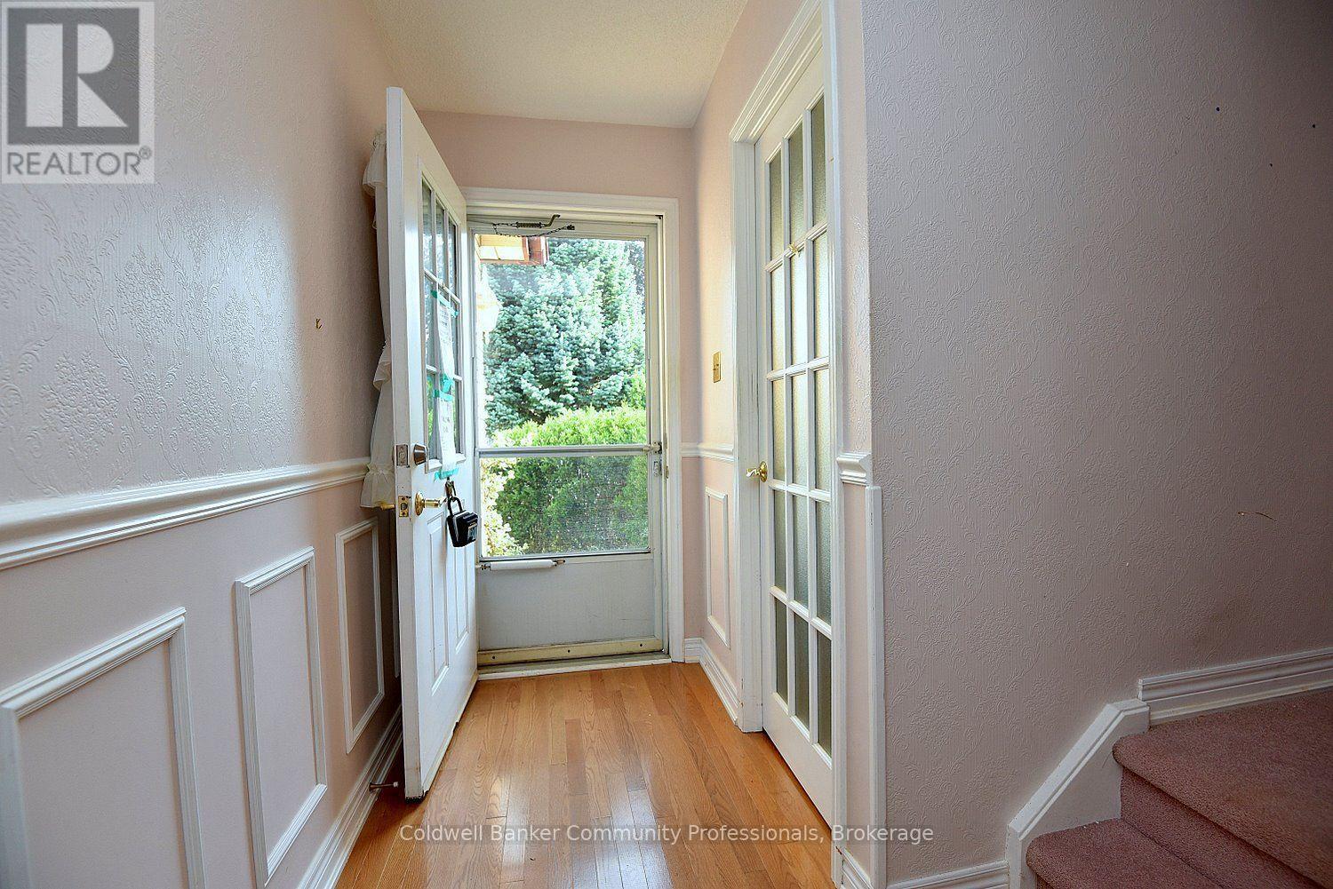 81 Aylmer Crescent Property Photo 5