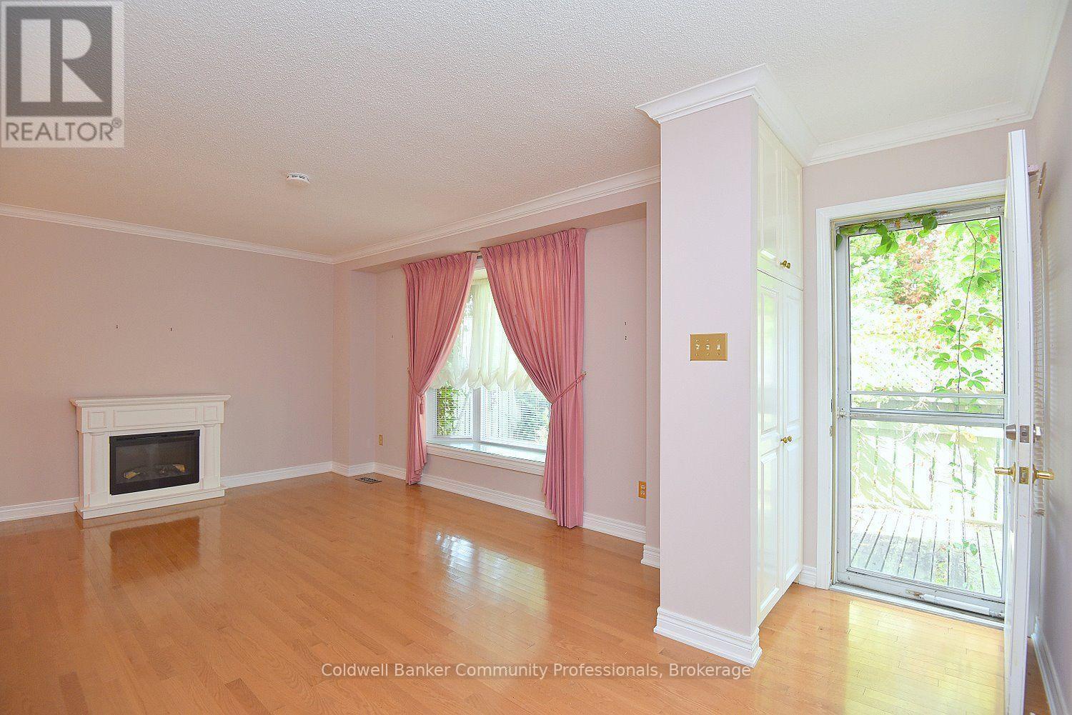 81 Aylmer Crescent Property Photo 6