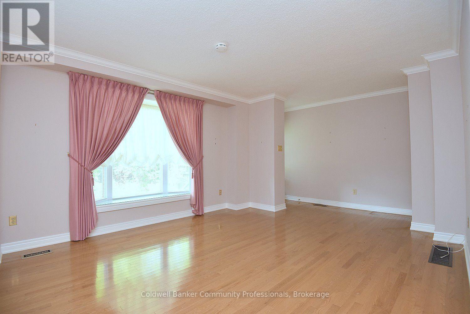 81 Aylmer Crescent Property Photo 10