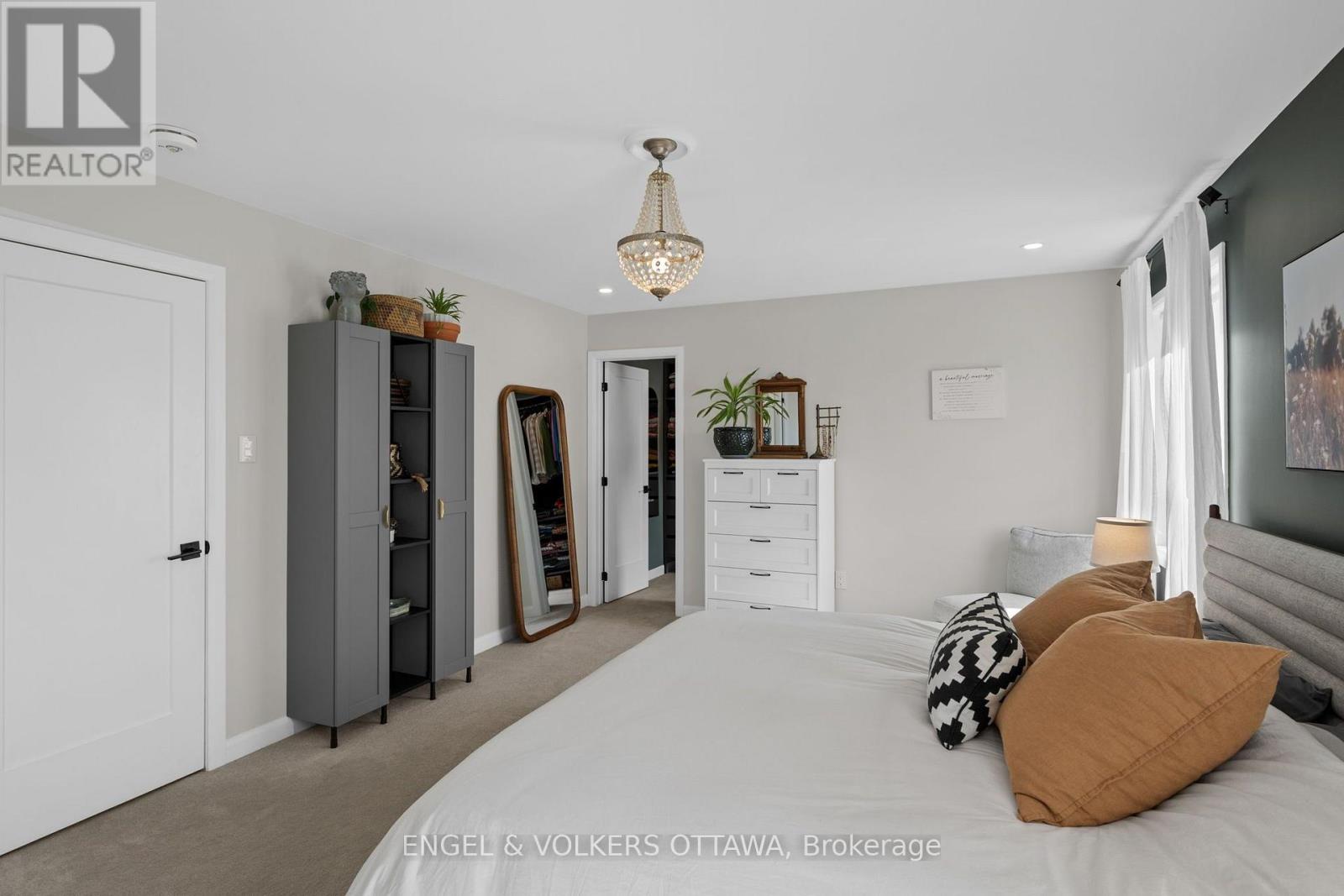 720 Coast Circle Property Photo 24