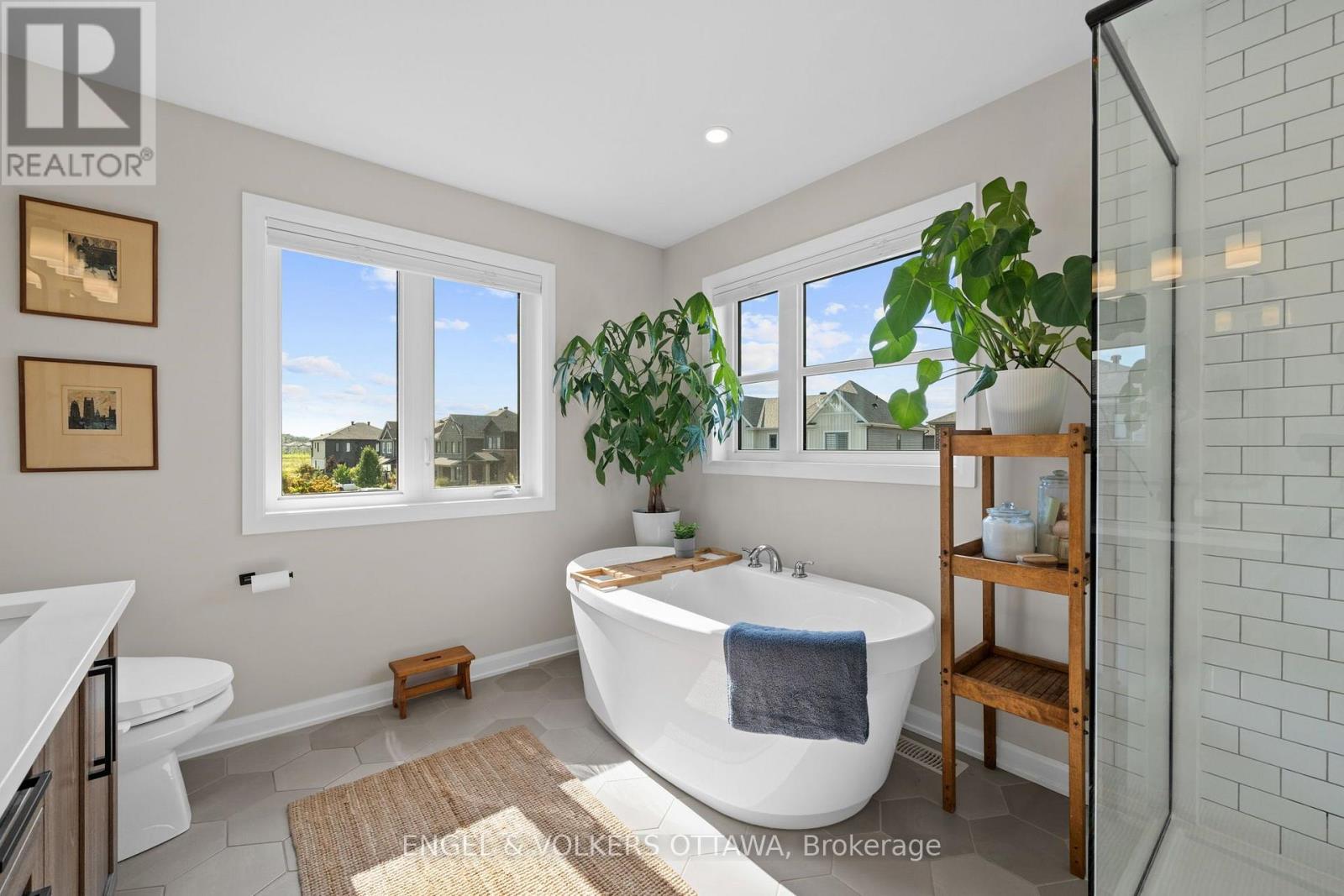 720 Coast Circle Property Photo 27