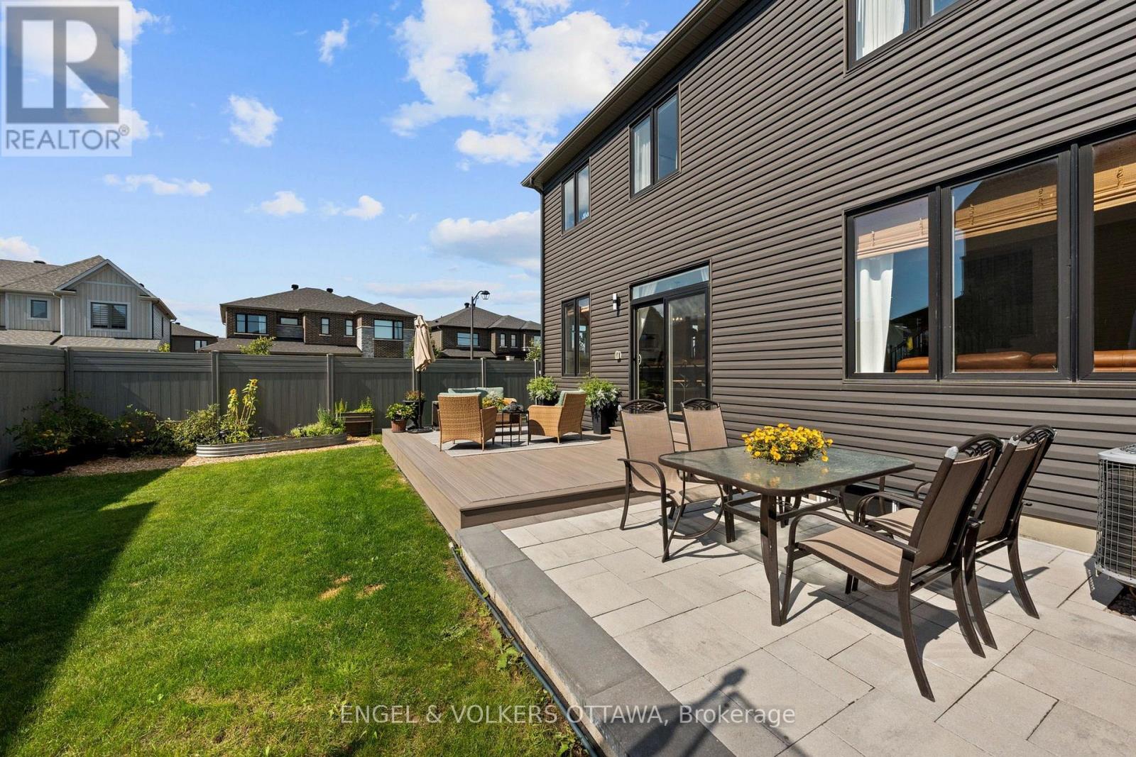 720 Coast Circle Property Photo 44